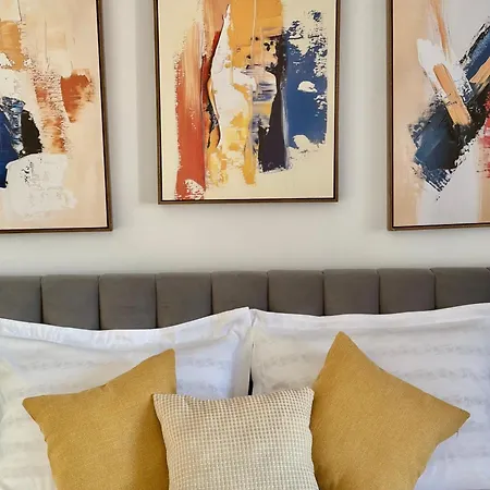 Soraya - New Bazaar Apartment Tirana