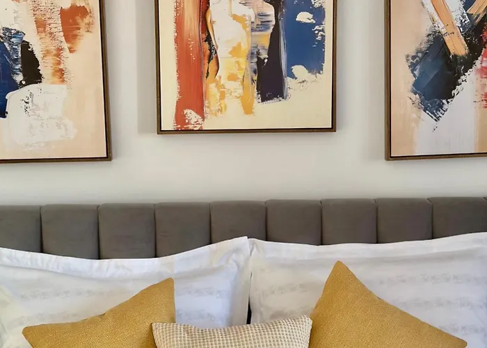 Soraya - New Bazaar Apartment Tirana